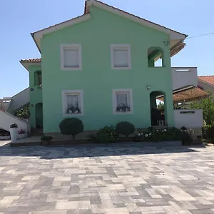 Appartamento Lucija Vrh (Krk)